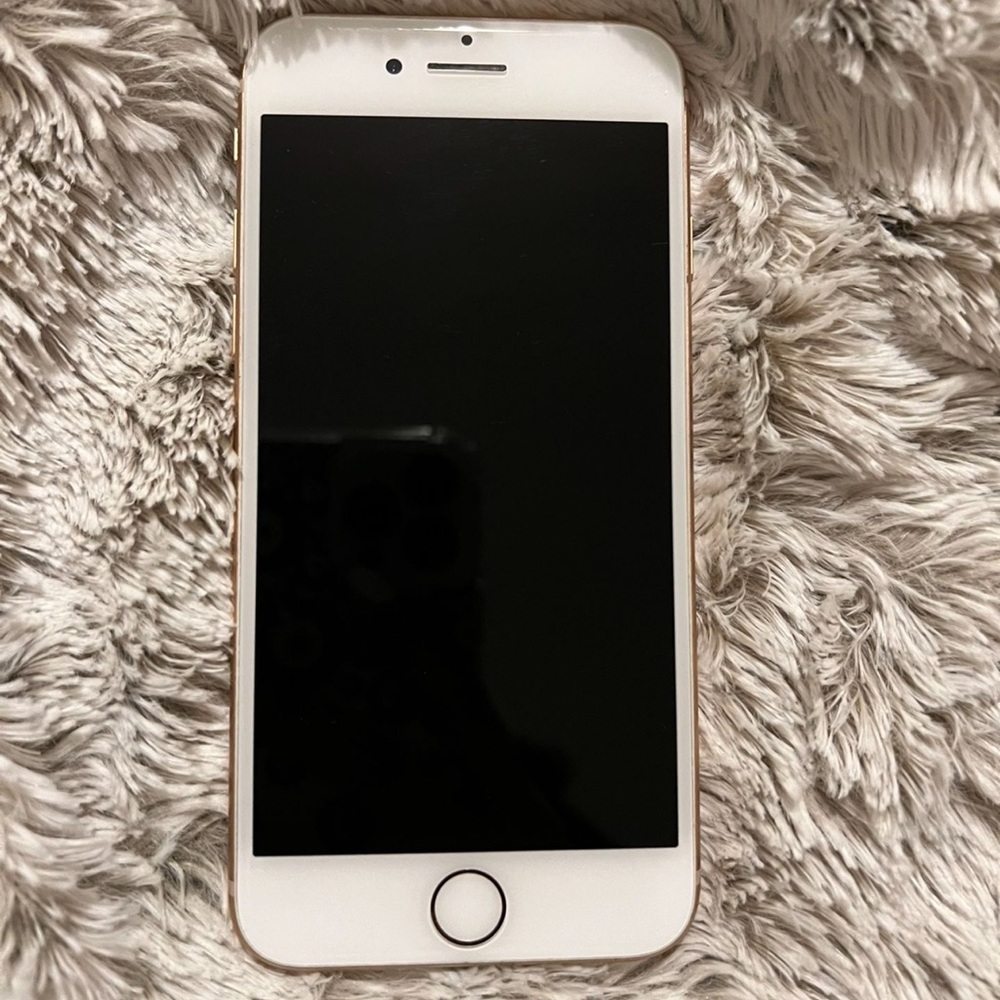 IPHONE 8 ROSEGOLD - Picture 3 of 3